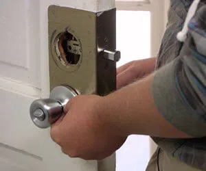 Capitol Locksmith Service Smyrna, GA 678-537-8580 Capitol Locksmith Service Smyrna, GA 678-537-8580 - locksmith-12